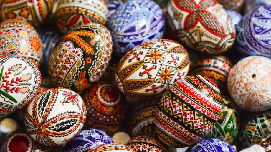 Painted Romanian eggs