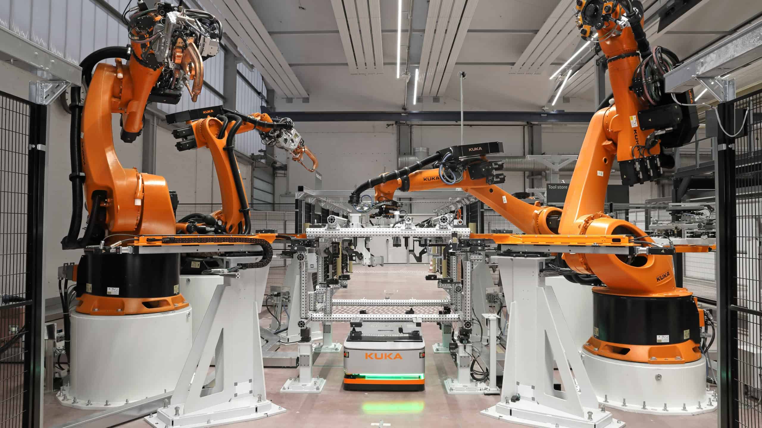 Das Unternehmen KUKA AG ist bekannt für seine Industrie-Robotik